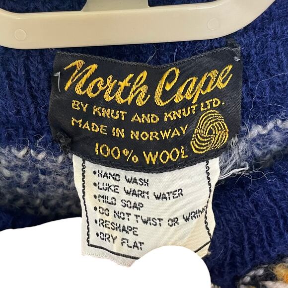 Vintage North Cape By Knut & Knut Norwegian Wool Sweater In Blue & White Large - Picture 8 of 9
